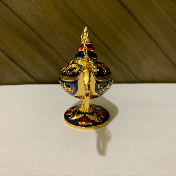 Gold And Blue Small Genie Lamp - Picture 5 of 10